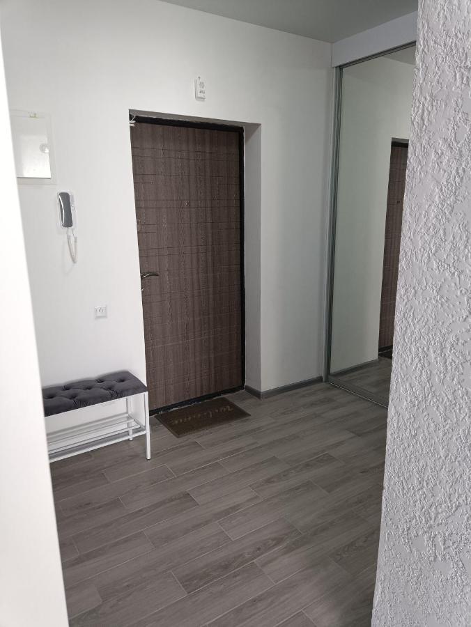 Apartment Comfort On Ruska Street Chernivtsi Exterior foto
